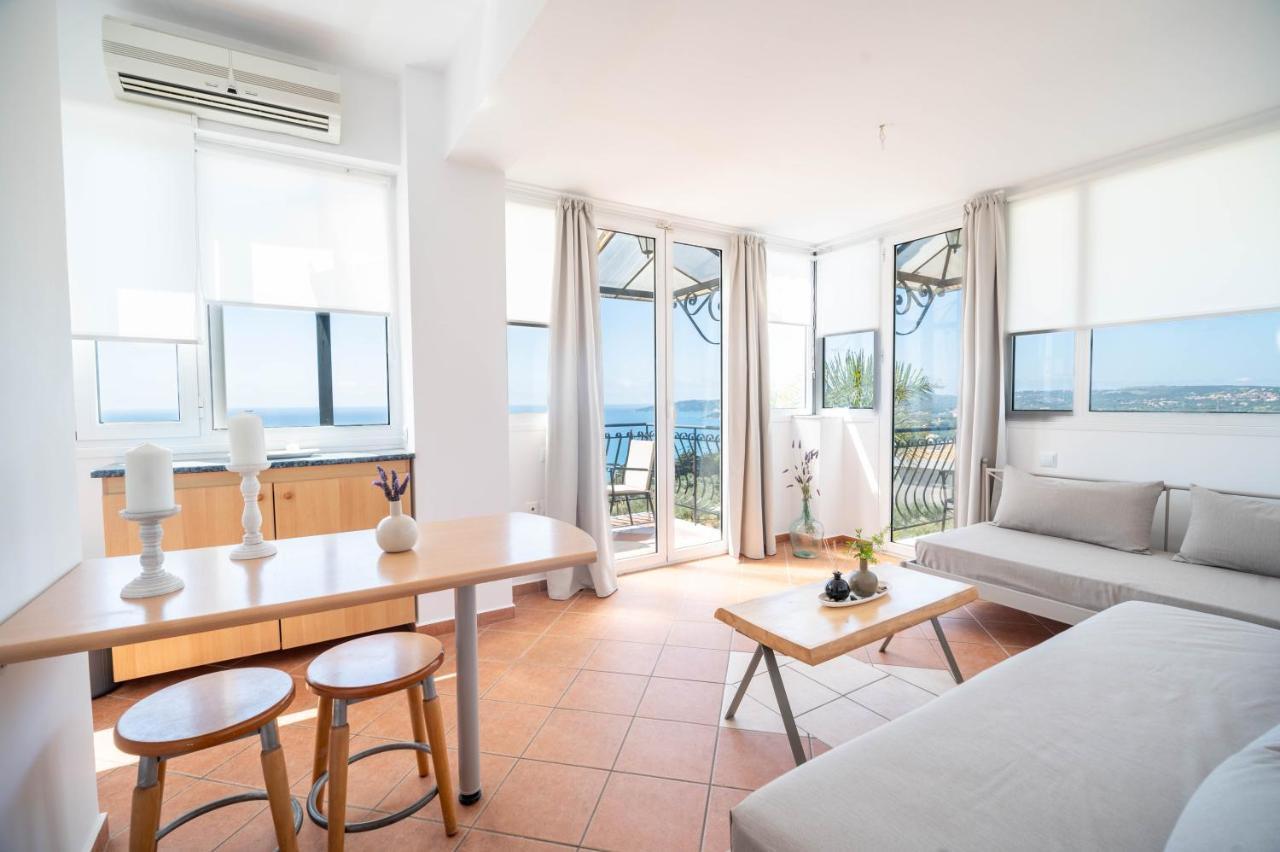 Christoforos Apartments Лурдата Екстериор снимка