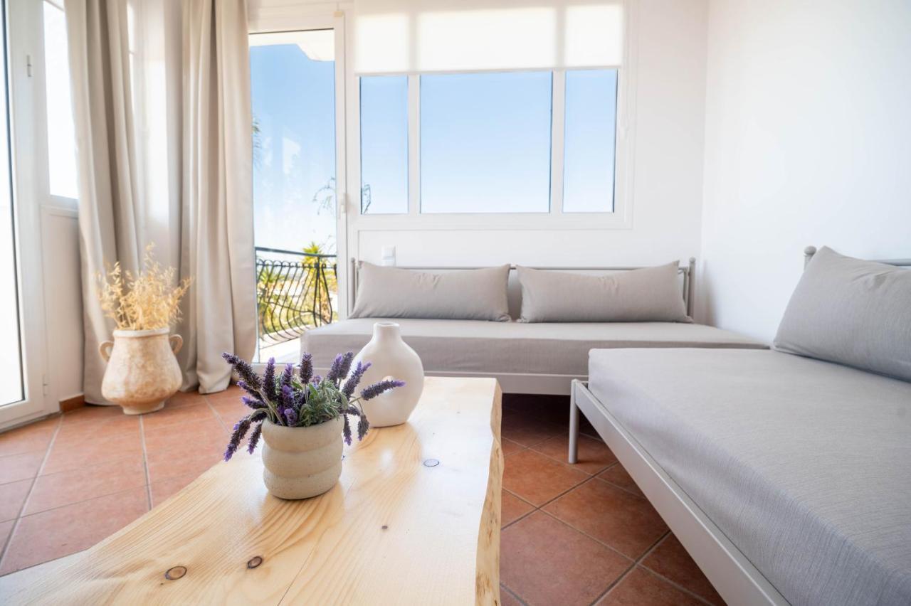 Christoforos Apartments Лурдата Екстериор снимка