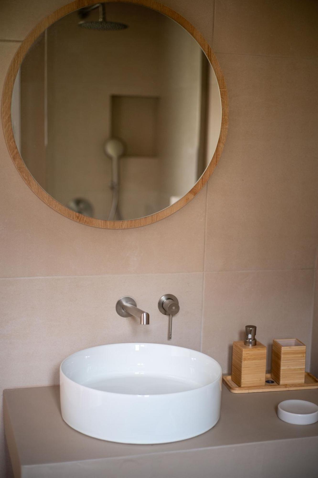 Christoforos Apartments Лурдата Екстериор снимка
