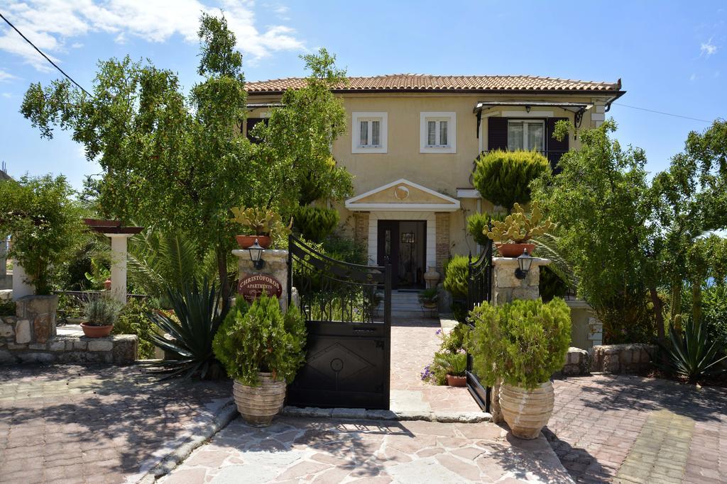 Christoforos Apartments Лурдата Екстериор снимка